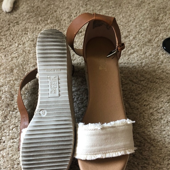 Platform sandals - Picture 4 of 4